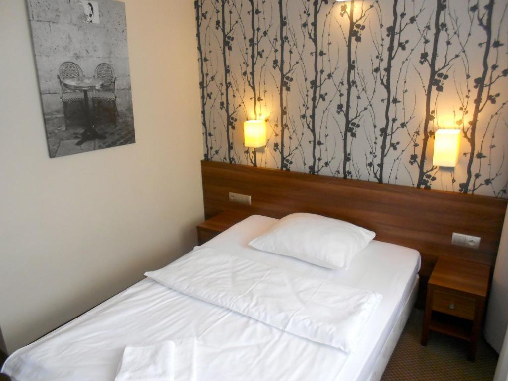 Hotel Srodmiejski Grünberg Zimmer foto