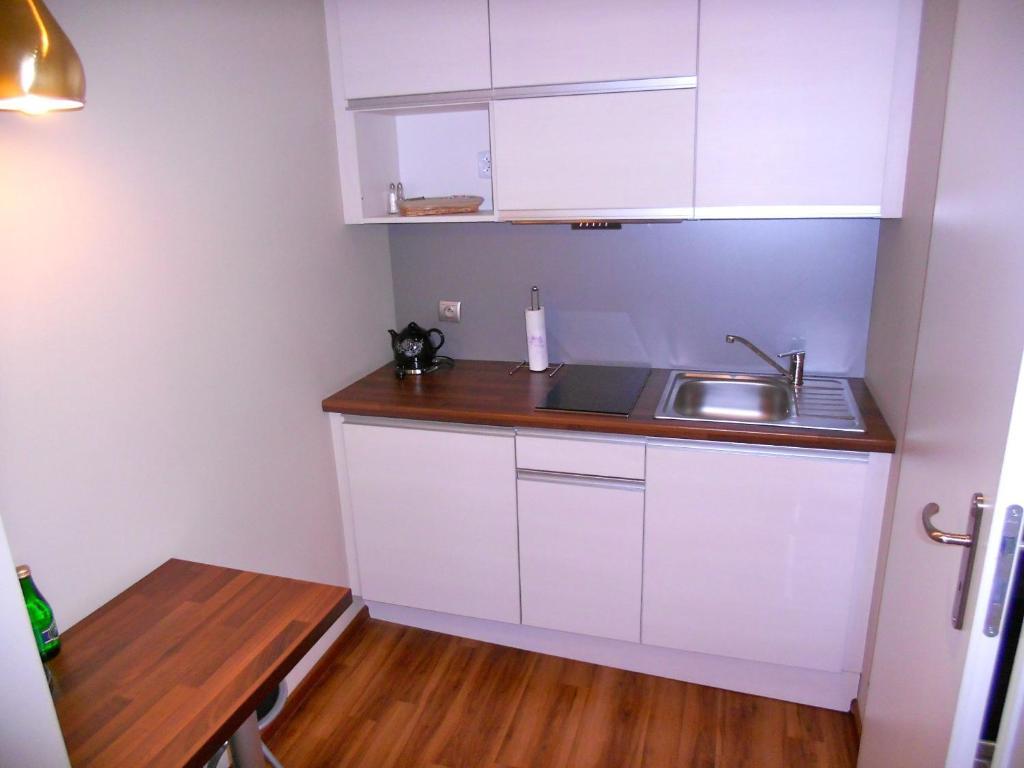 Hotel Srodmiejski Grünberg Zimmer foto