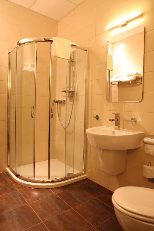 Hotel Srodmiejski Grünberg Zimmer foto