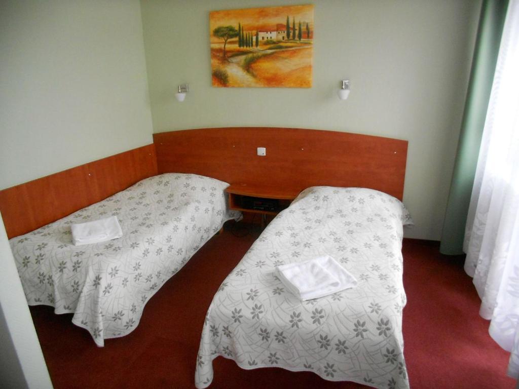 Hotel Srodmiejski Grünberg Zimmer foto